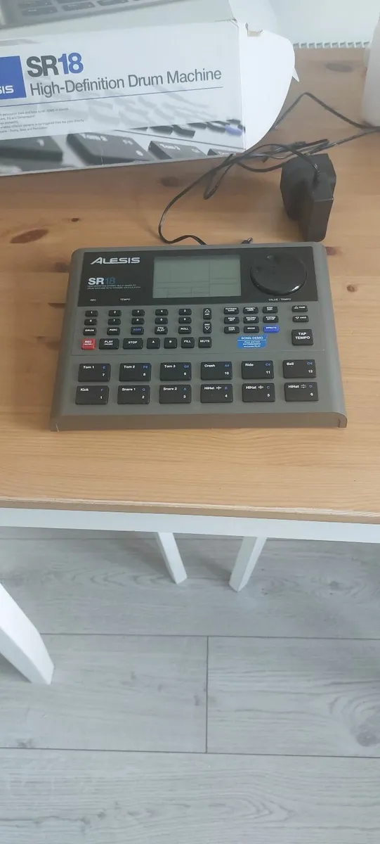 .music equipment - Image 2
