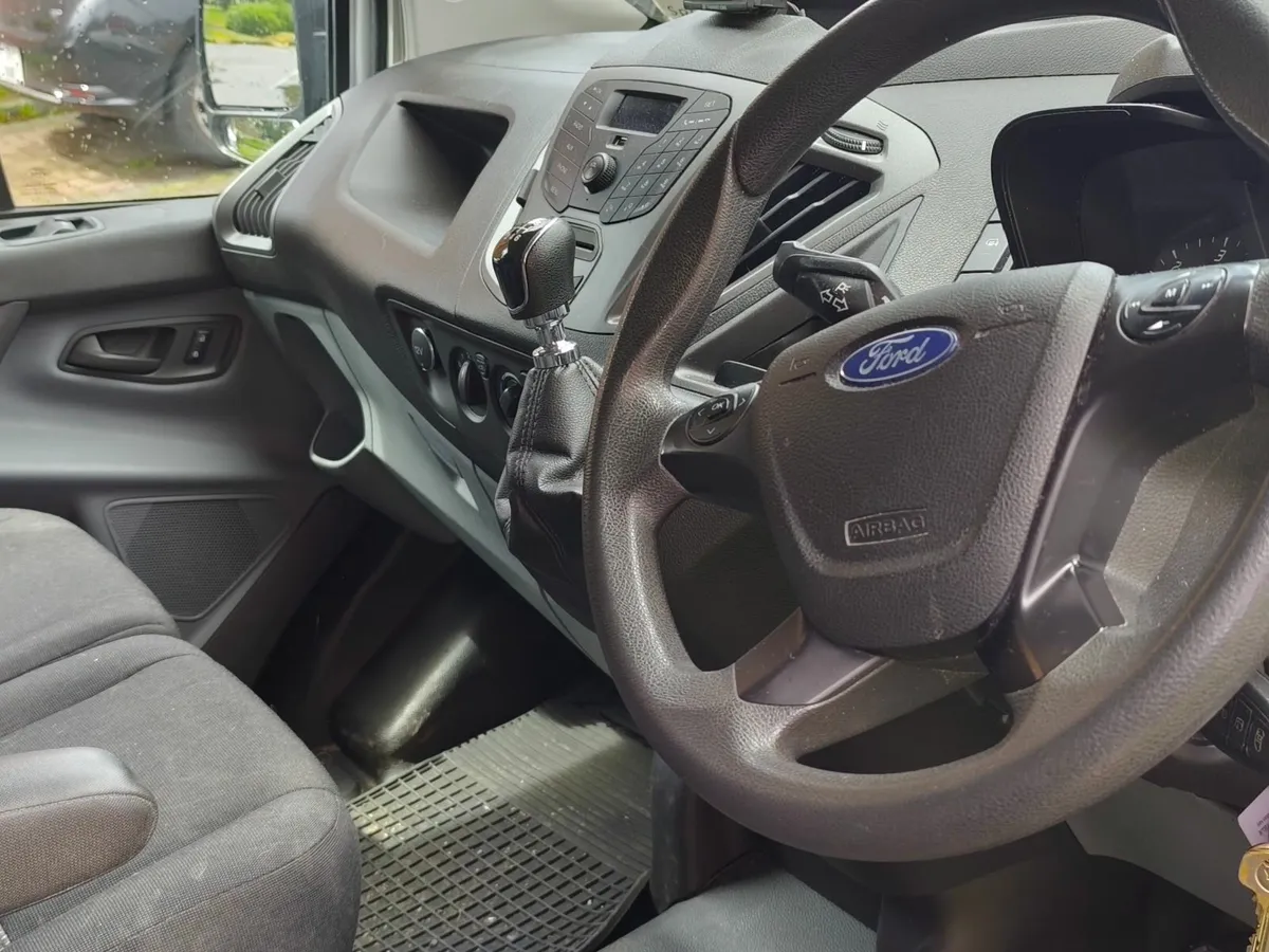Ford Transit Custom 2018 - Image 4