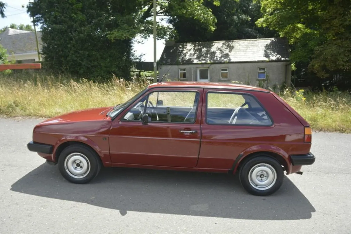 Volkswagen Golf  C Diesel 1984 - Image 2