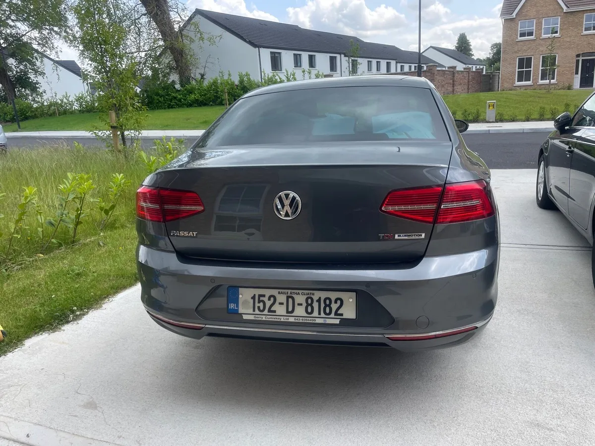car - Image 2