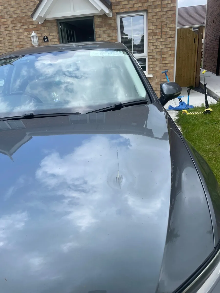 2015 Volkswagen Passat 1.6TDI Highline Automatic - Image 2