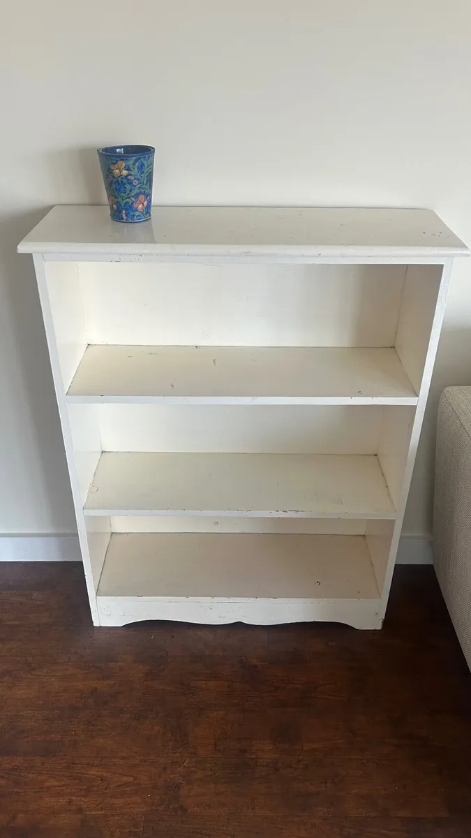 *FREE* Cream wooden bookcase - Image 2