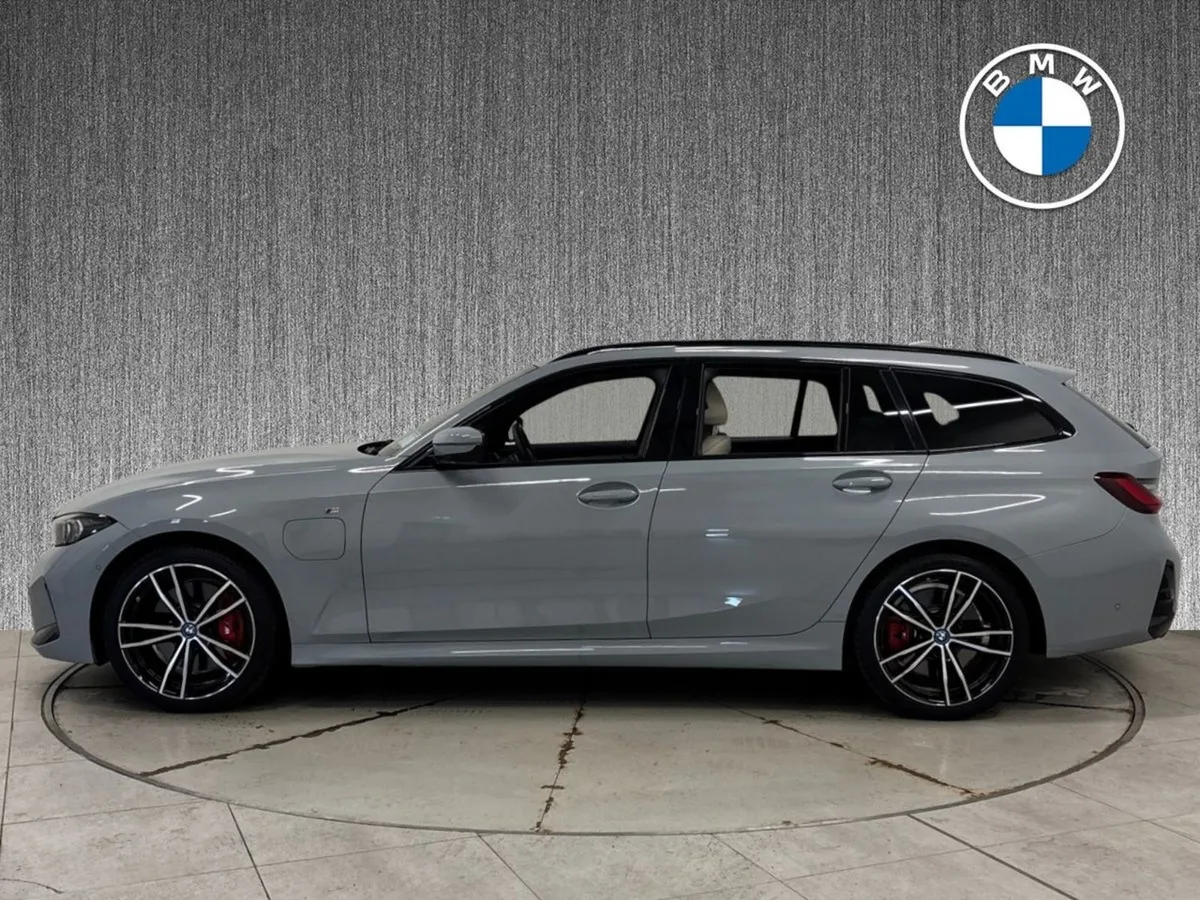 BMW 3 Series 330e M Sport Touring - Image 4