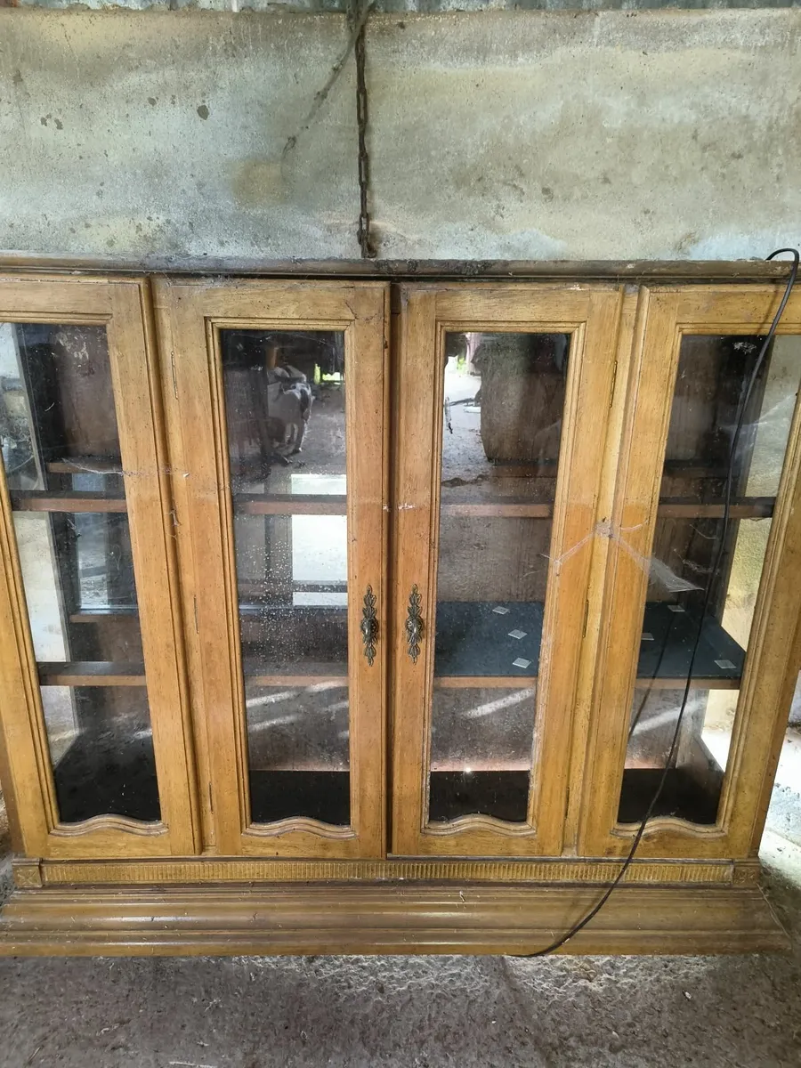 Vintage Cabinet - Image 3
