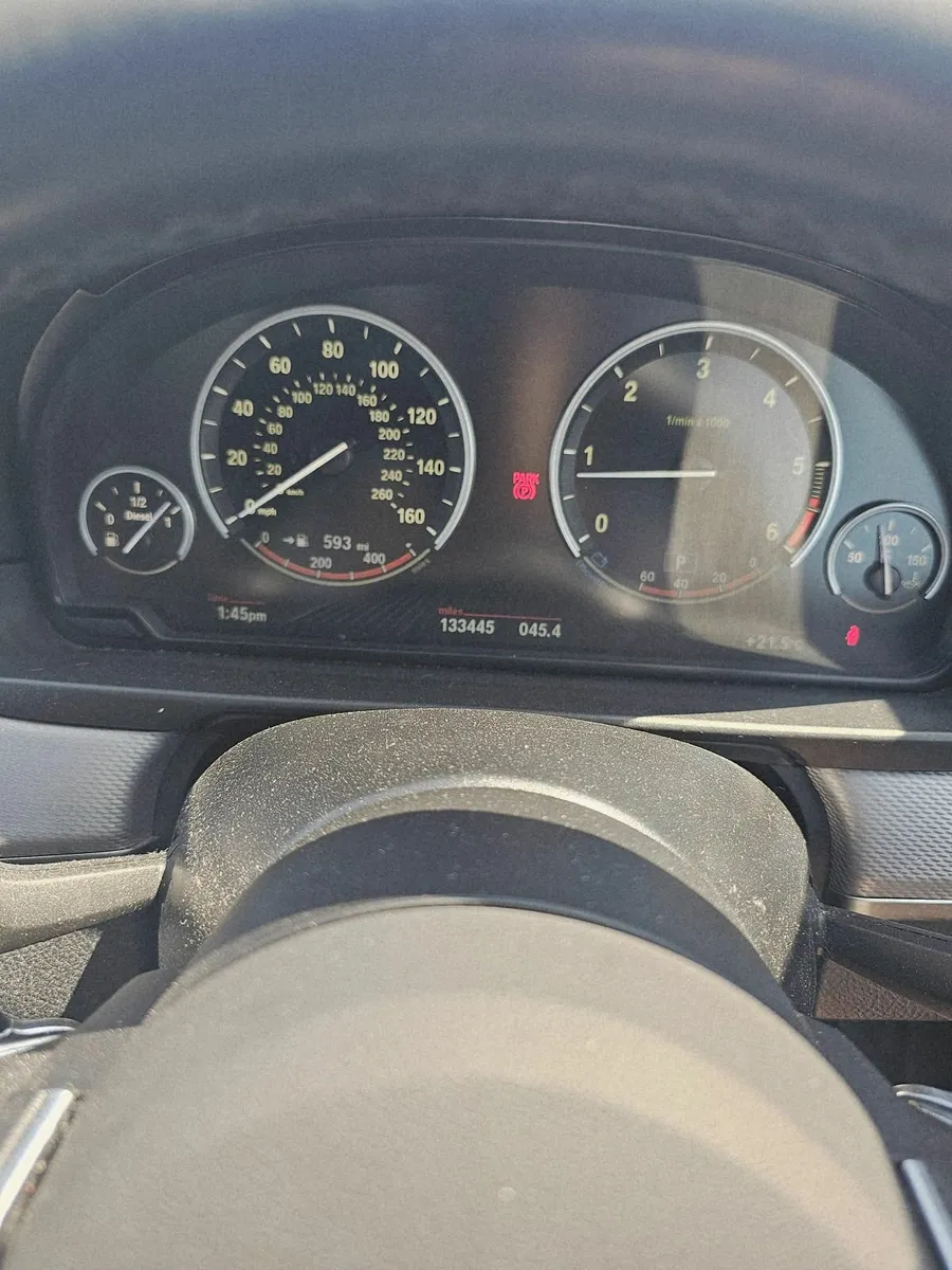 BMW 5-Series 2016 - Image 1