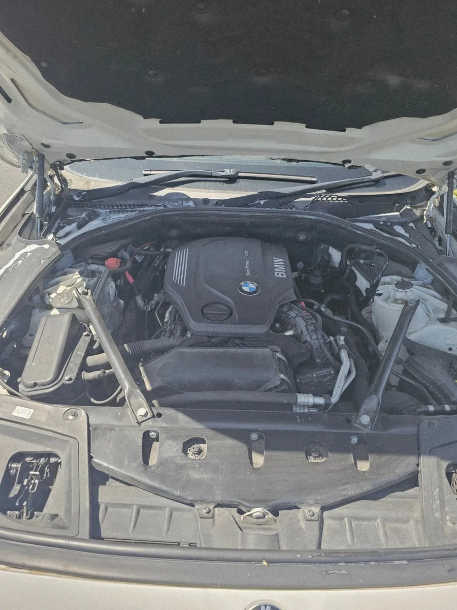 BMW 5-Series 2016 - Image 2