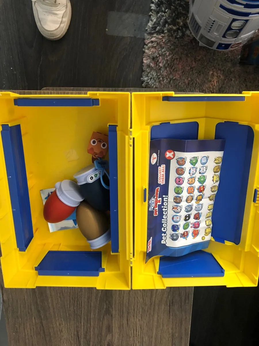 Toys - Image 2