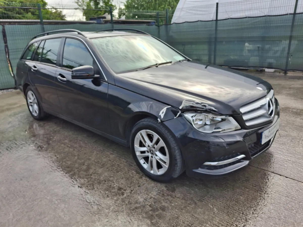 2012 Mercedes C-Class 2.2 Diesel - Image 3