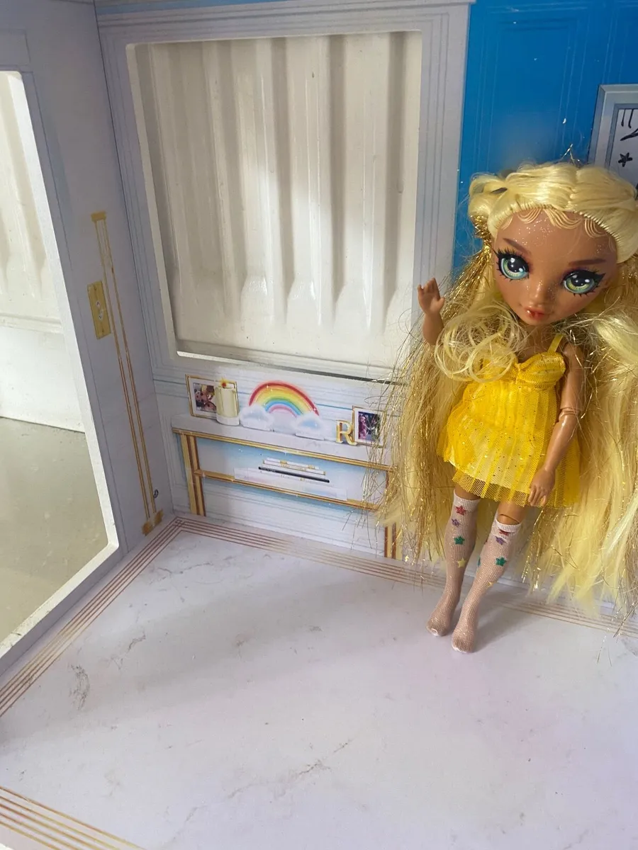 Doll House - Image 4