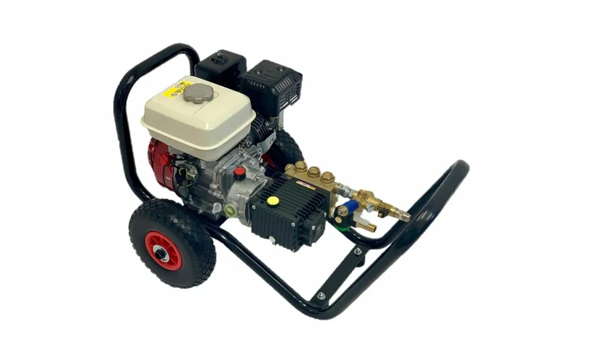 6.5HP – Honda, 2175PSI, 14LPM Black Frame Pressure - Image 1