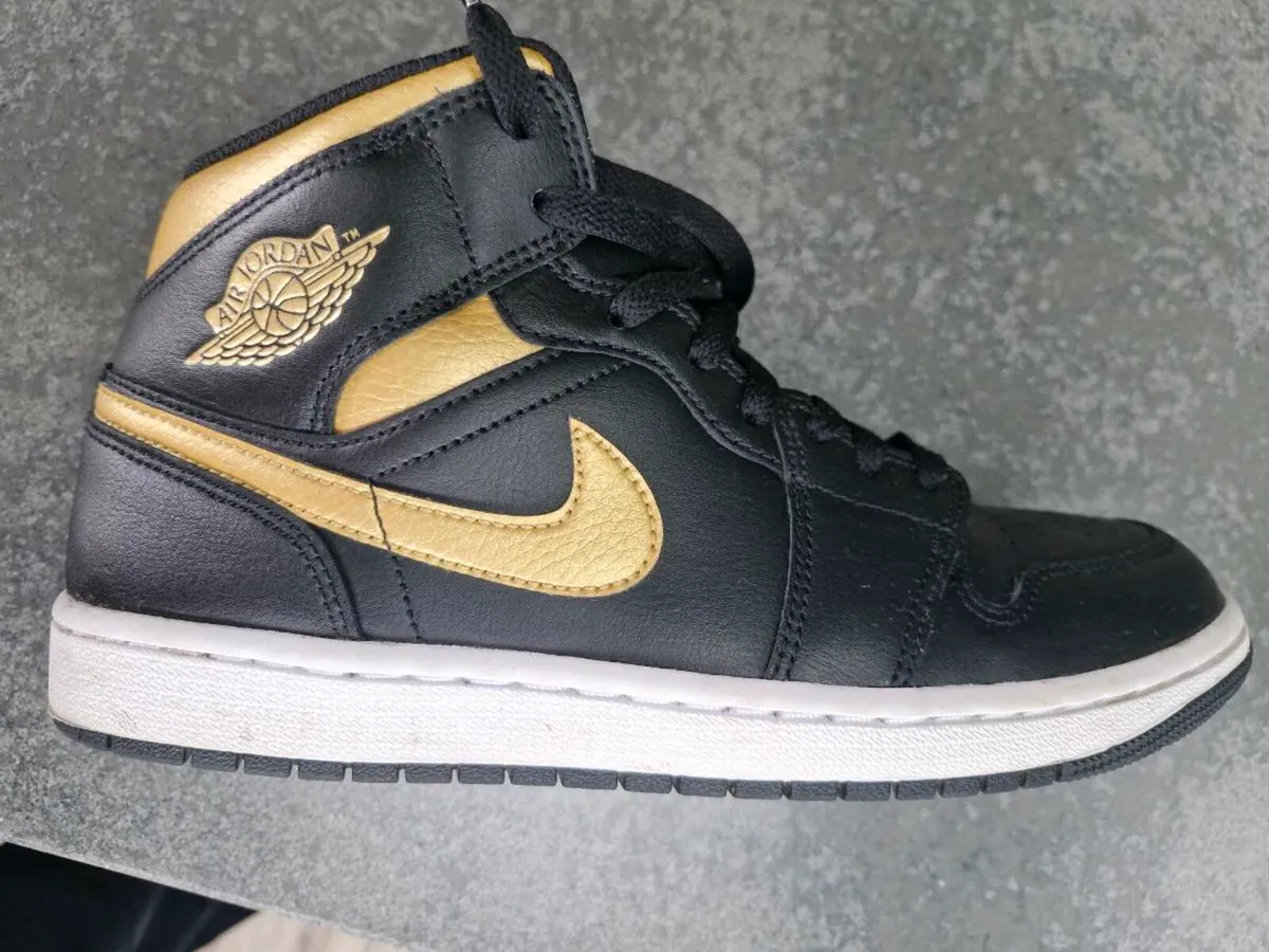 Nike Jordan Air 1 runners - Image 2
