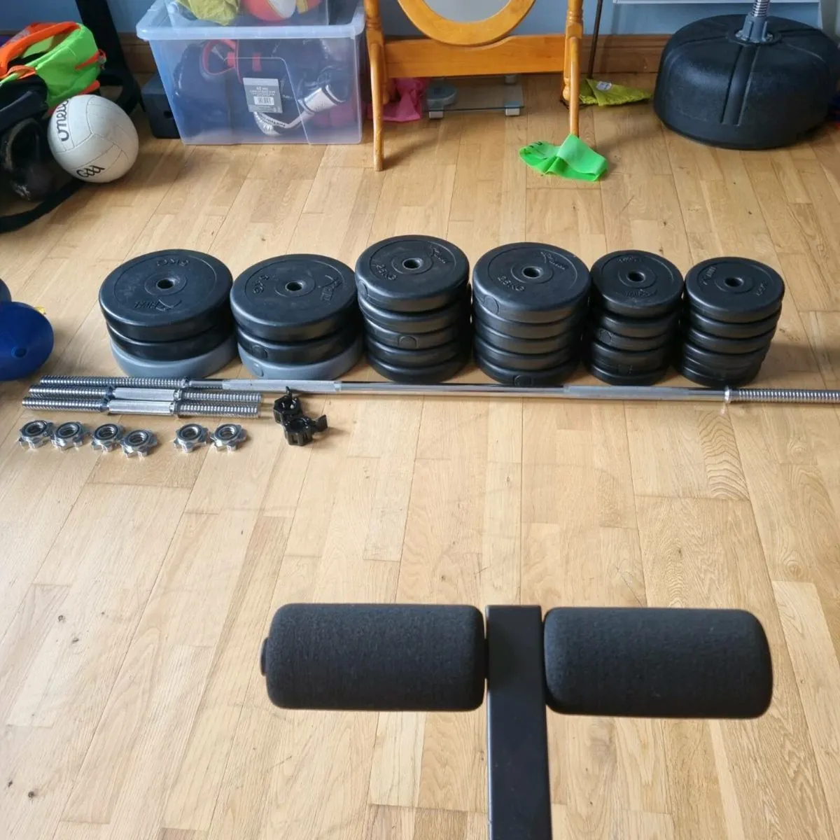 Gym equipment - Image 1