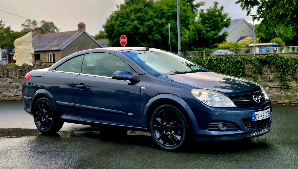 2007 OPEL ASTRA COUPE DESIGN 1.6 PETROL NCT 10/25 - Image 1