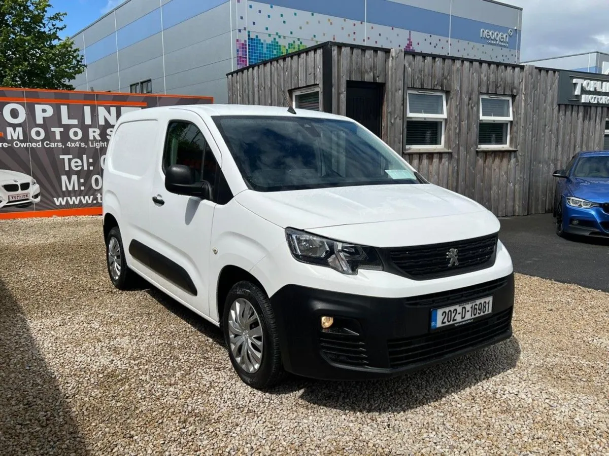 Peugeot Partner  professional//3 Seater//new Doe/ - Image 4
