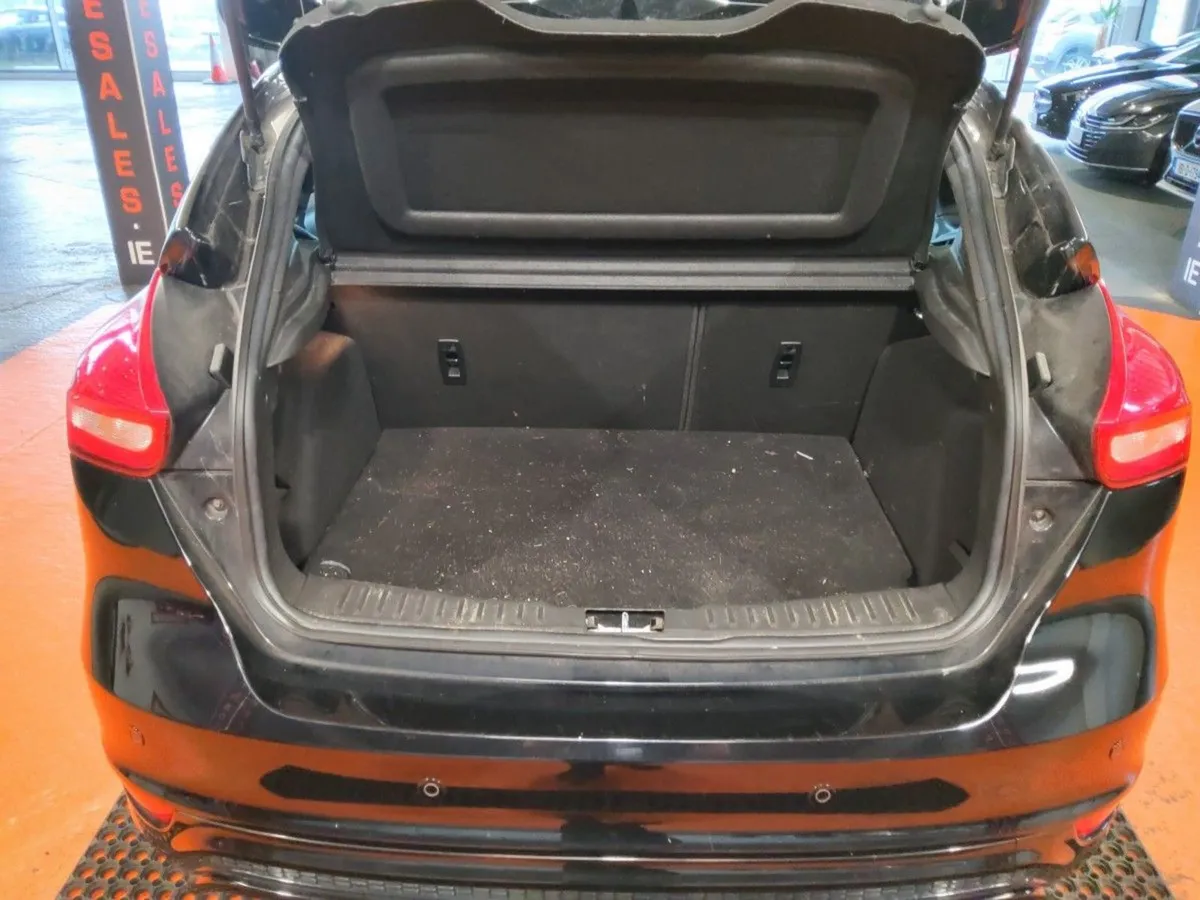 Ford Focus 1.0 Ecoboost 125PS St-line - Image 4