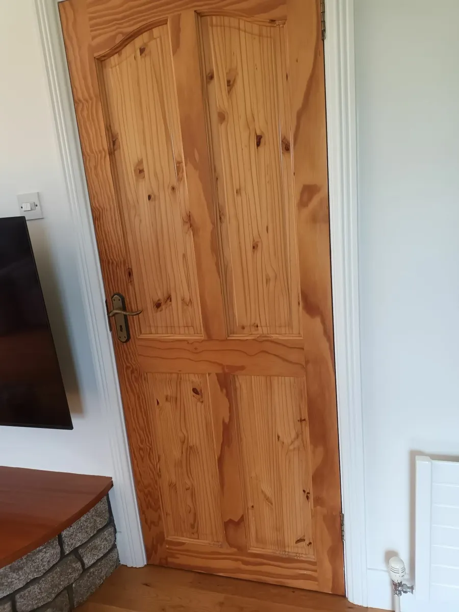 Internal doors - Image 1