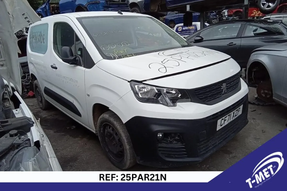 2022 PEUGEOT PARTNER BREAKING FOR PARTS - Image 1