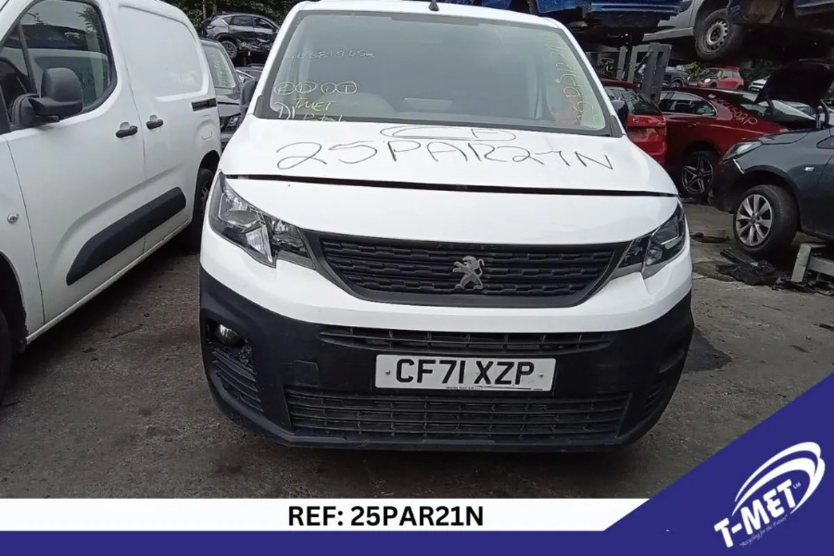 2022 PEUGEOT PARTNER BREAKING FOR PARTS - Image 2