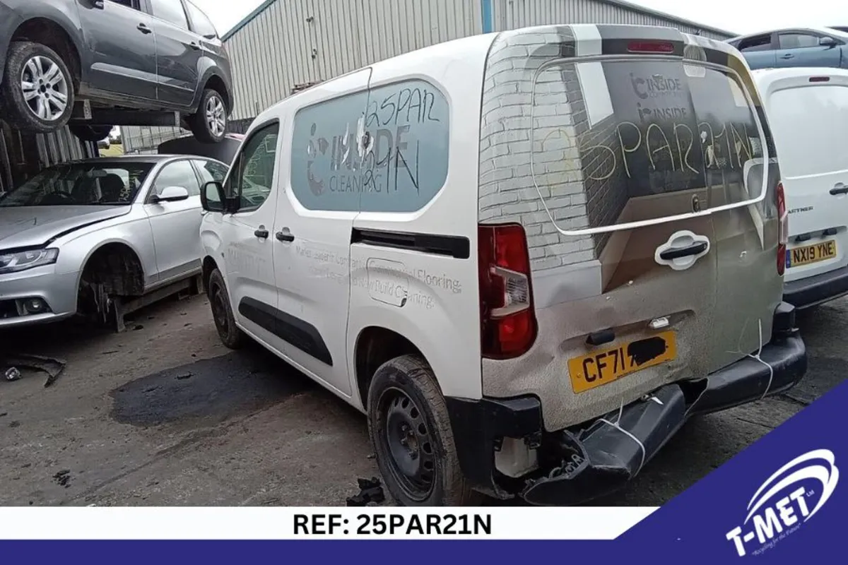 2022 PEUGEOT PARTNER BREAKING FOR PARTS - Image 4