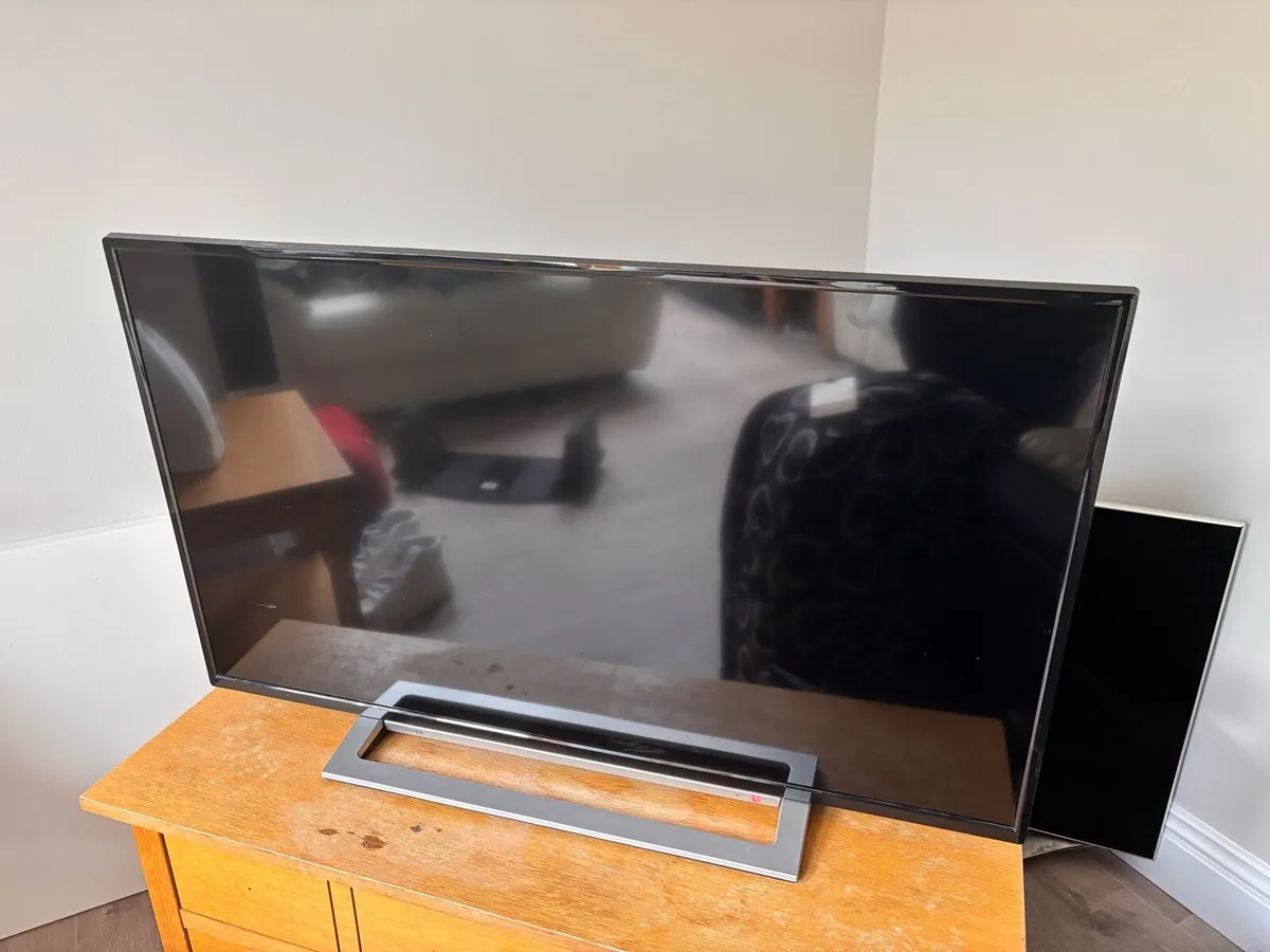 43″ 4K Ultra HD Android TV - Image 2