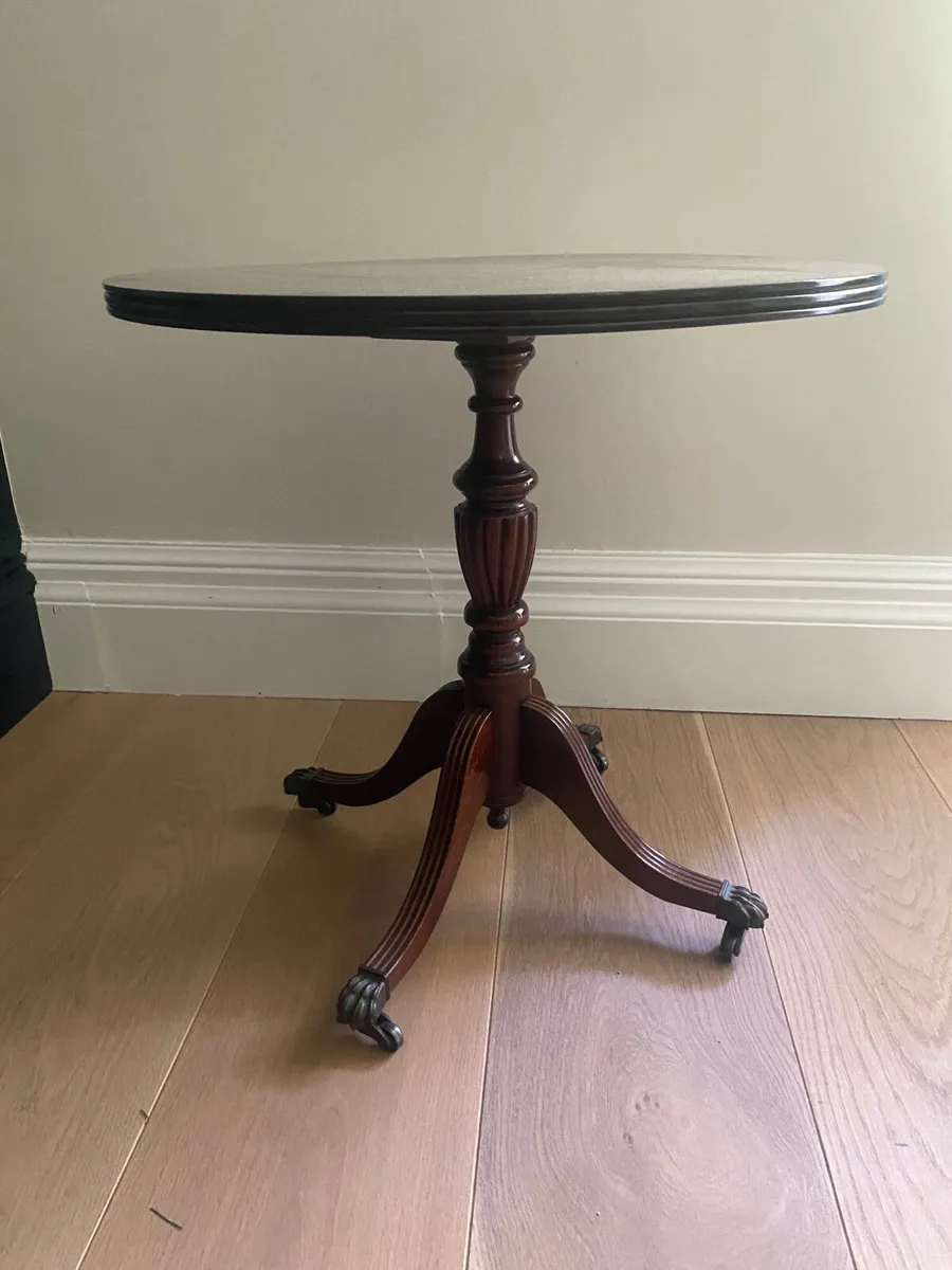 Side table/lamp table - Image 2
