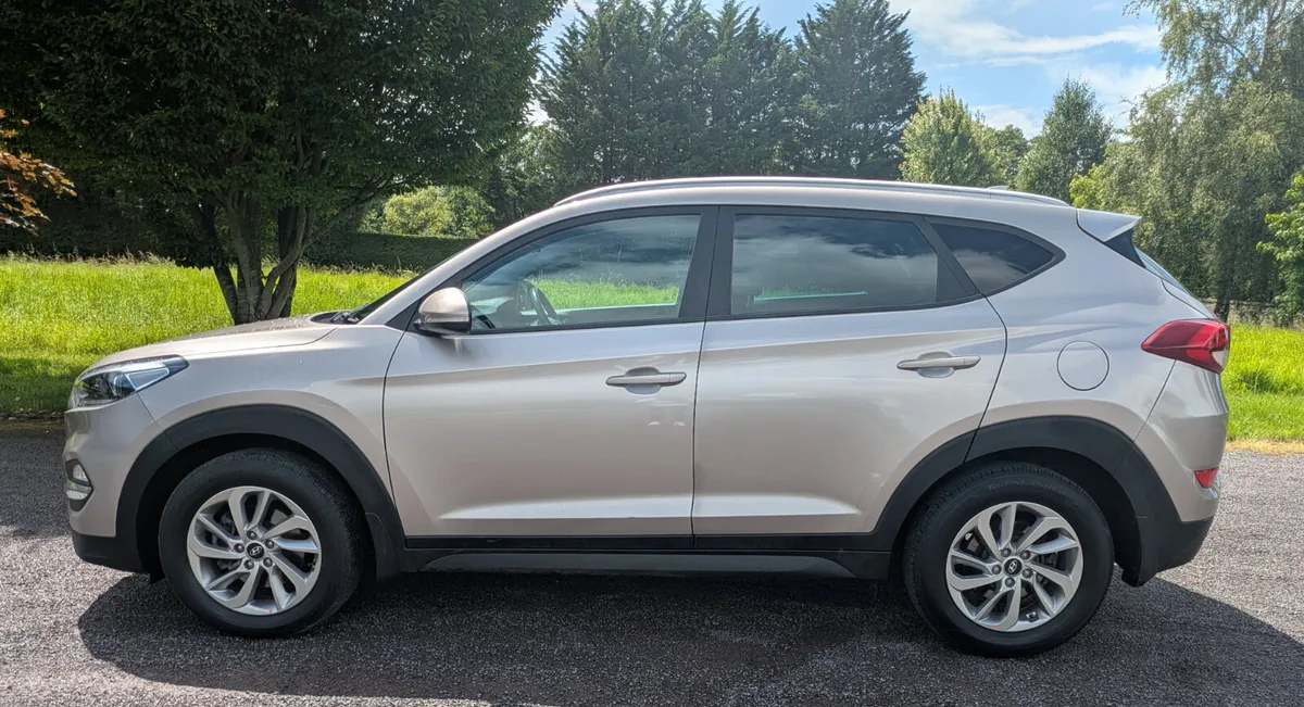 HYUNDAI TUCSON AUTO,  NCT 01/27 & TAX 04/26 - Image 4