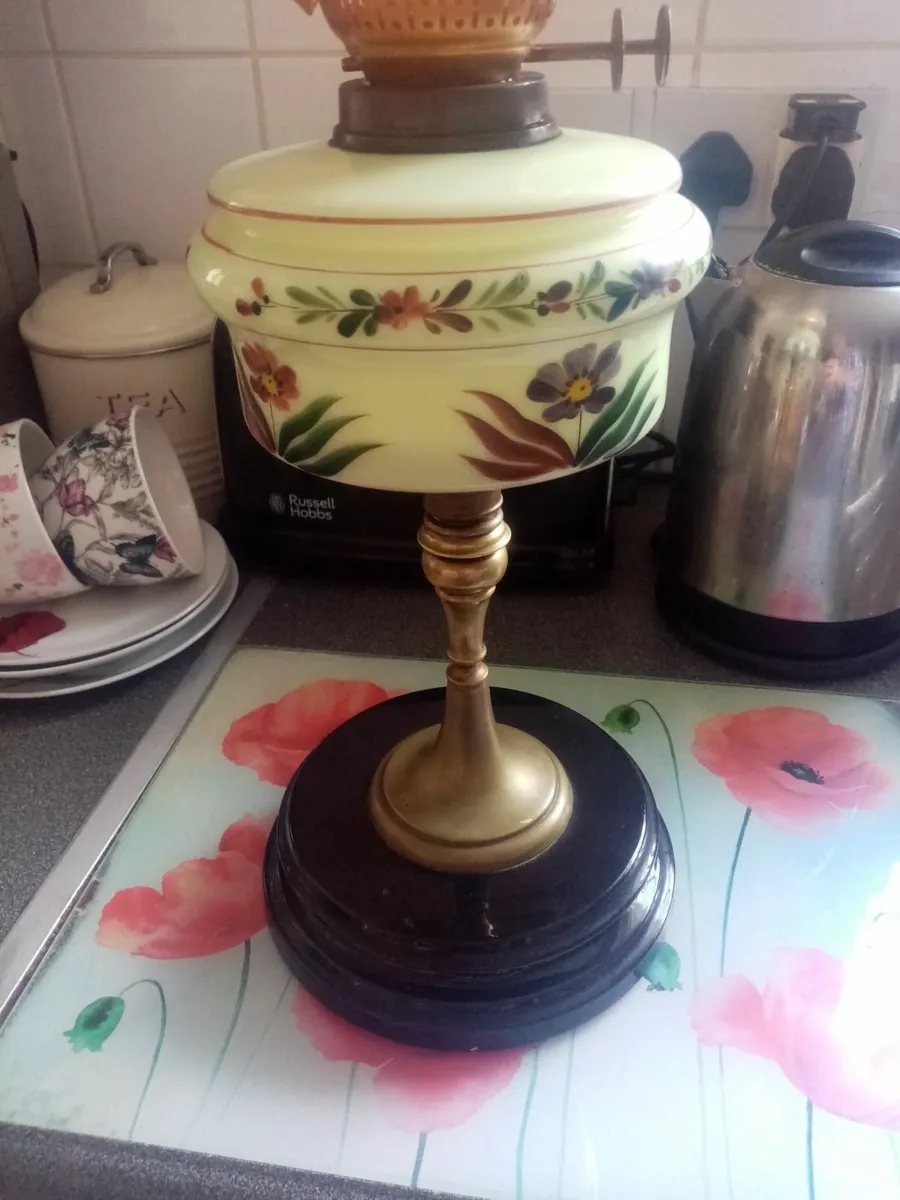 Victorian Oil Lamp - Image 2