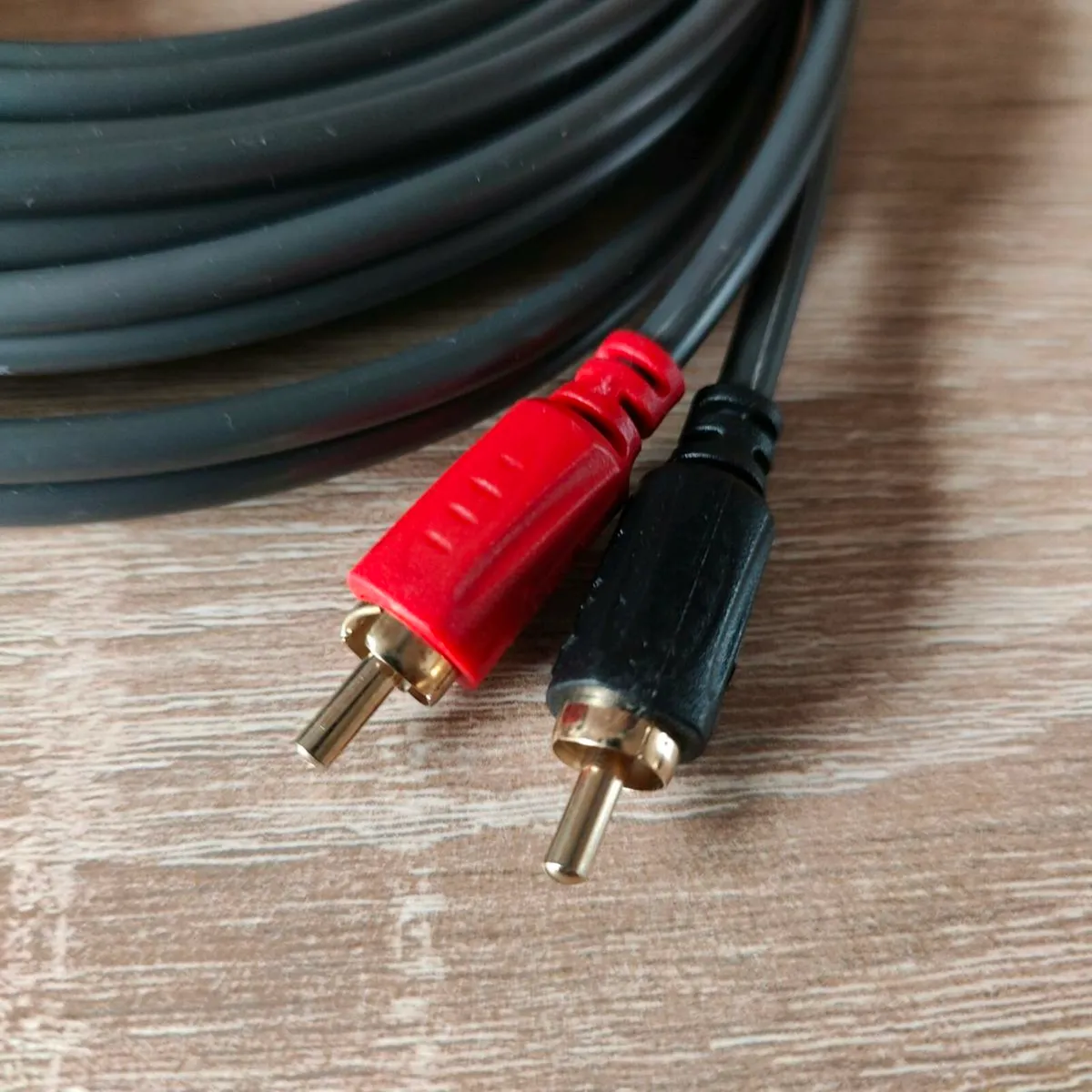 Stereo 2x RCA Male to 2x RCA Male Cable - Image 2