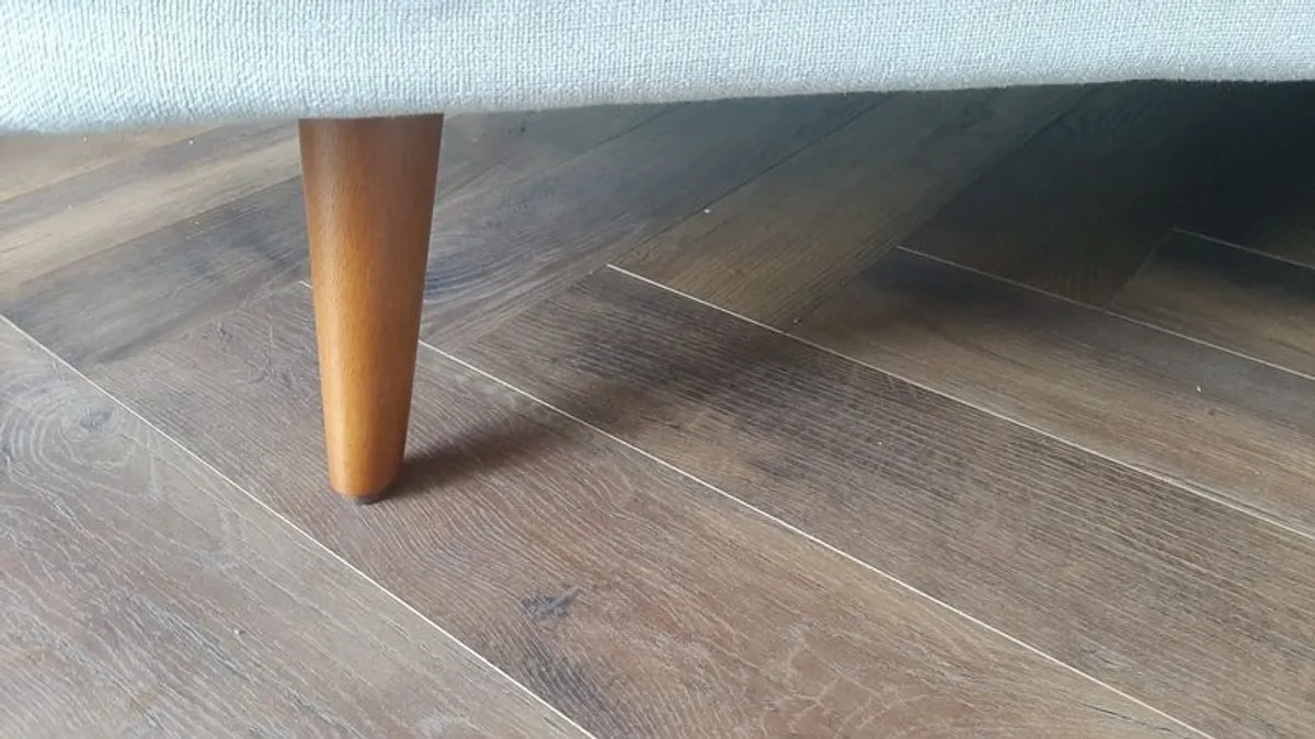 3 Seater Sofa - Image 4
