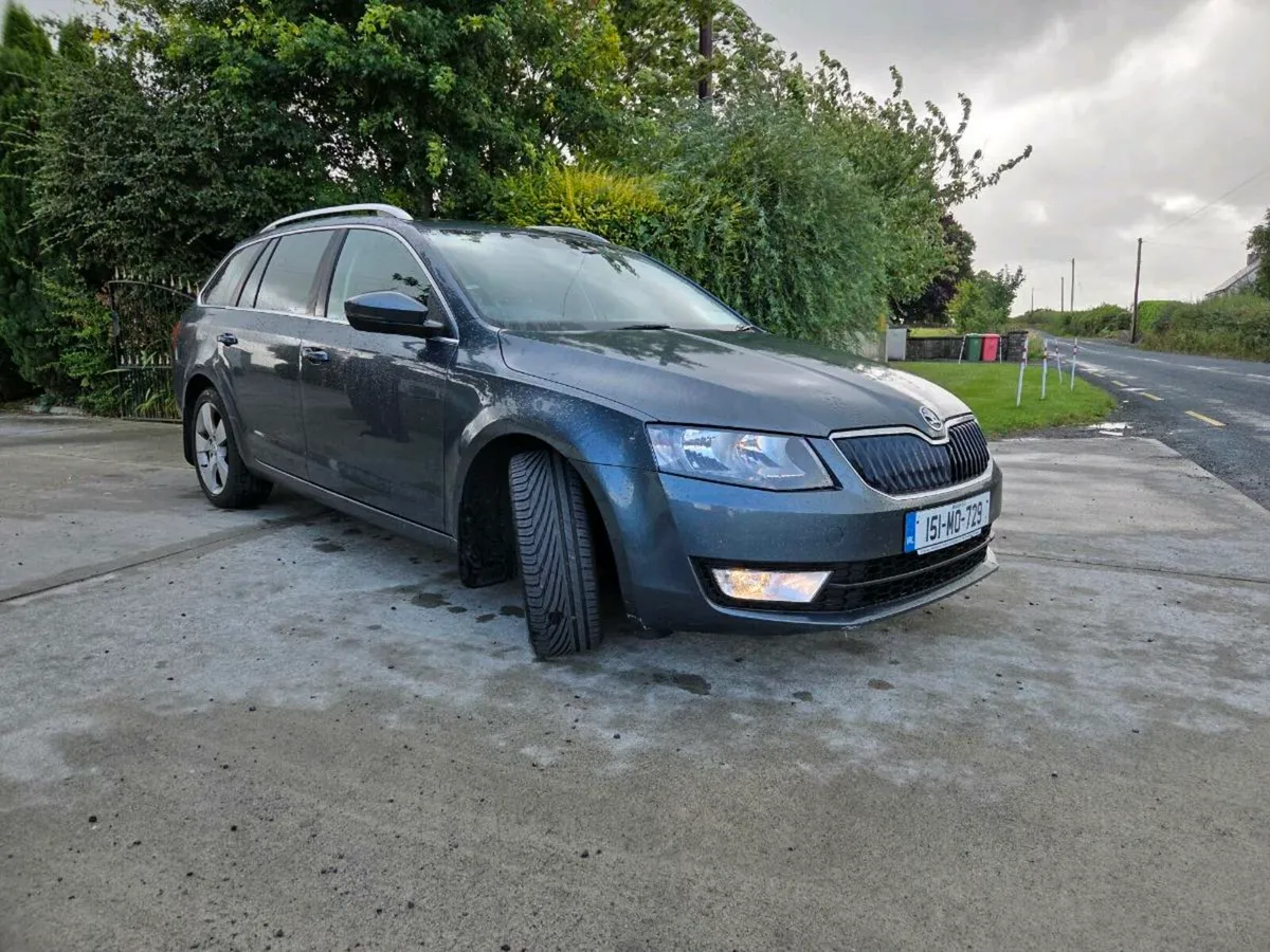 2015 Skoda Octavia Estate - Image 4
