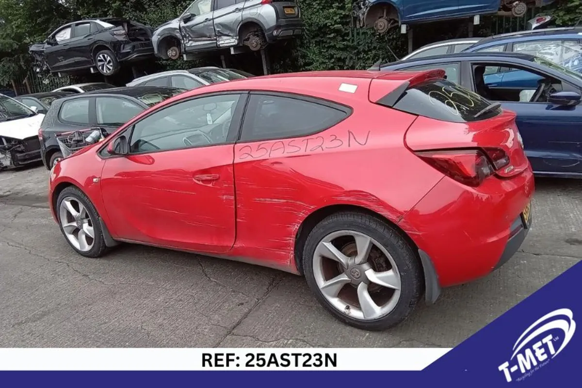 2012 VAUXHALL ASTRA BREAKING FOR PARTS - Image 3