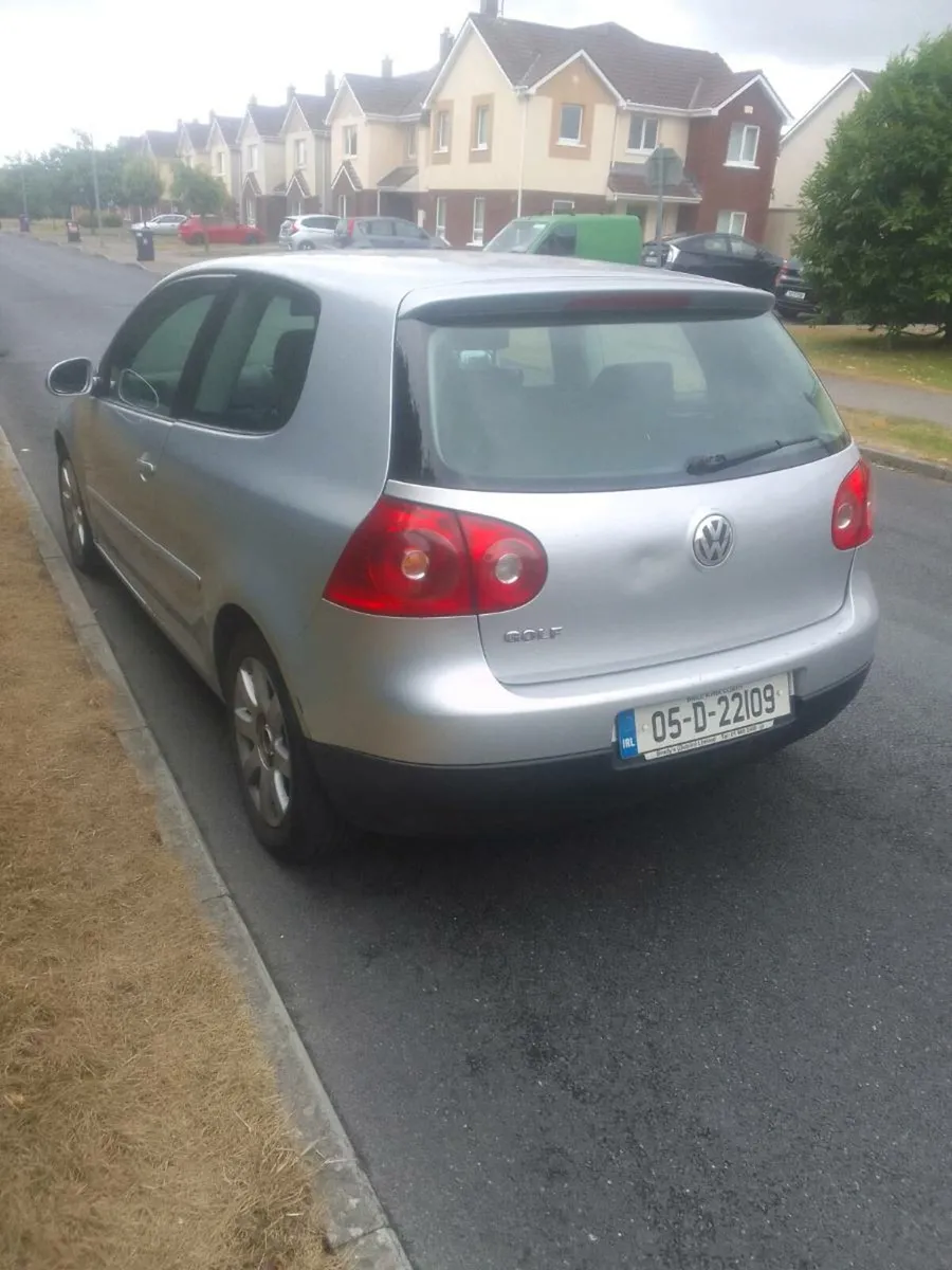 05 Volkswagen golf - Image 2