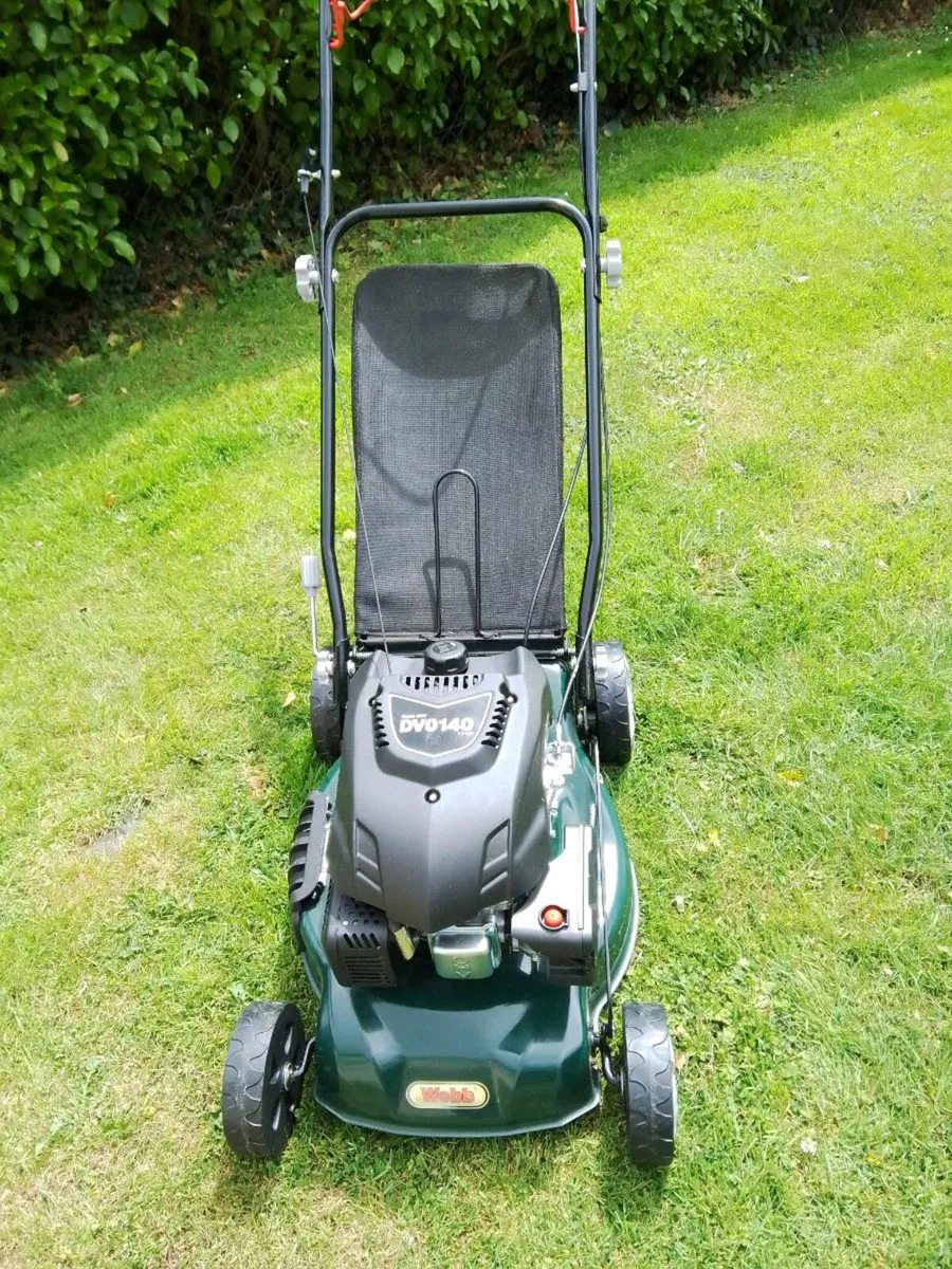 Lawn mowe - Image 3