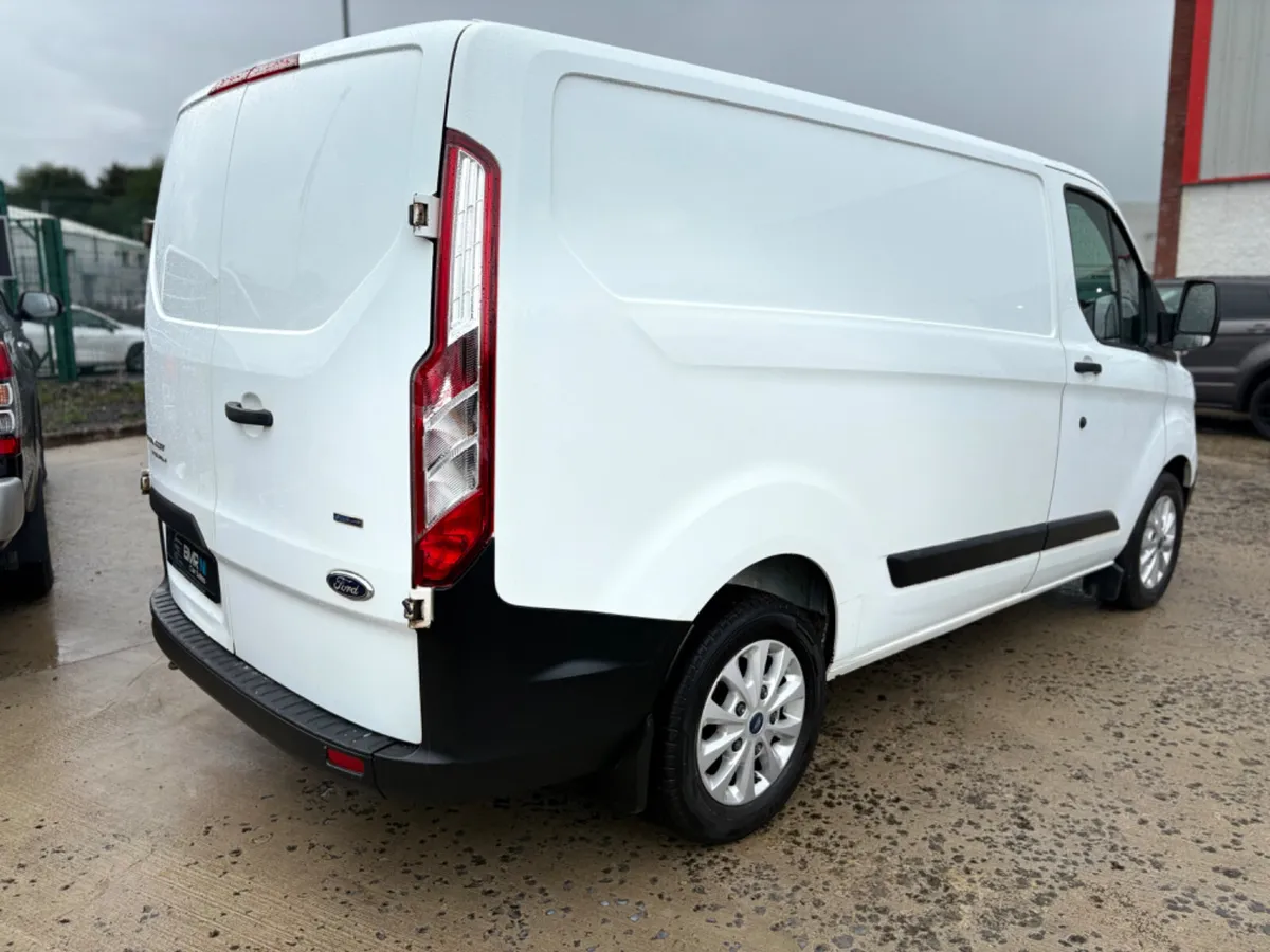 FORD TRANSIT CUSTOM 2019 6 SEATER - Image 3