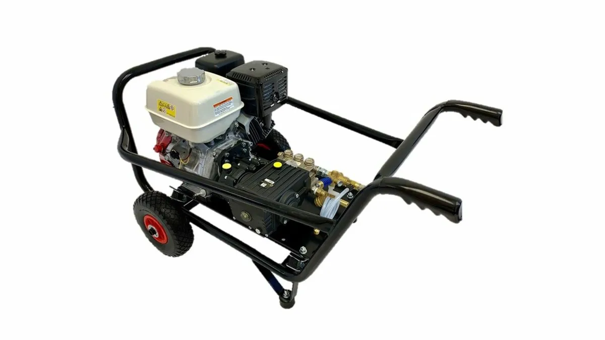 Diesel Power Washer 3000psi 10hp Yanmar engine - Image 1