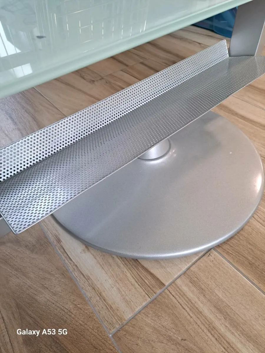 TV stand/Table - Image 4