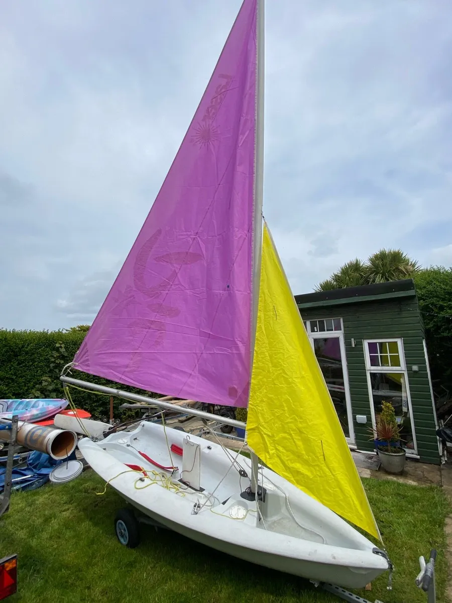 Laser Pico sailing dinghy boat - Image 3