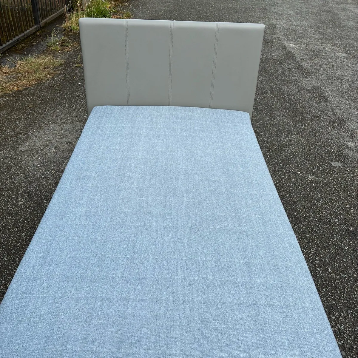 Grey Single Bed - Like New - Image 4