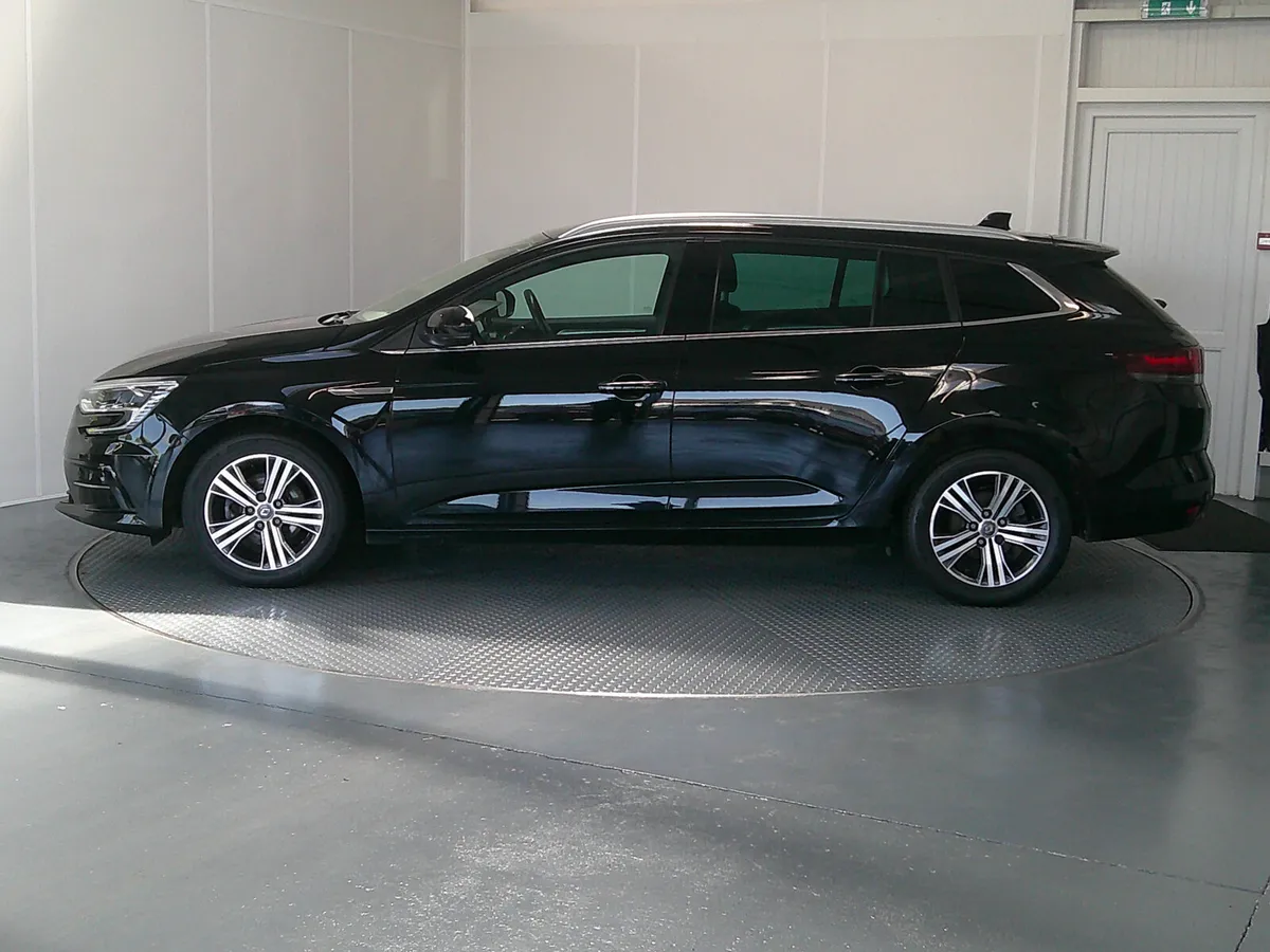 Renault Megane 2021 - Image 4