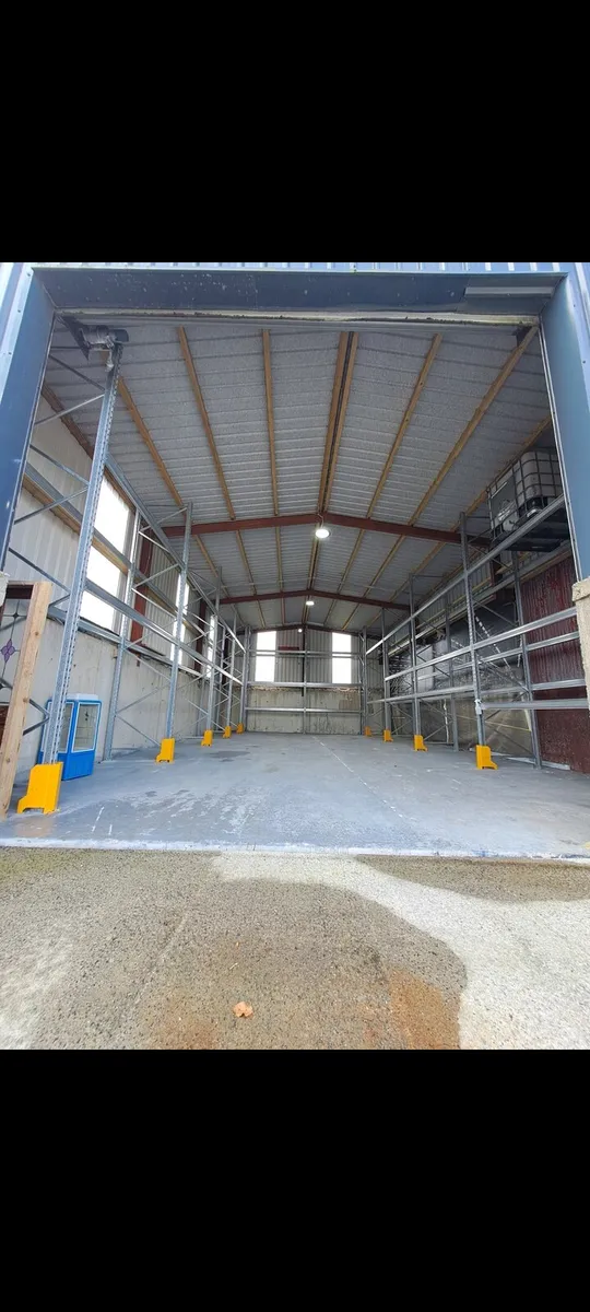 Storage unit - Image 1