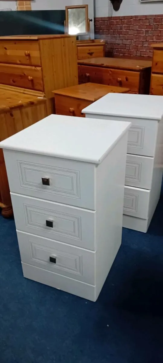 Pir Of White Bedside Drawers