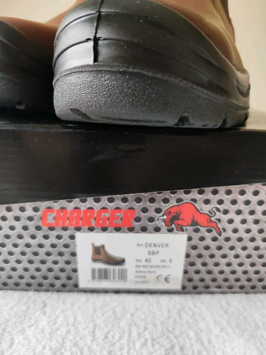 Safety Work boots -Charger - Image 3