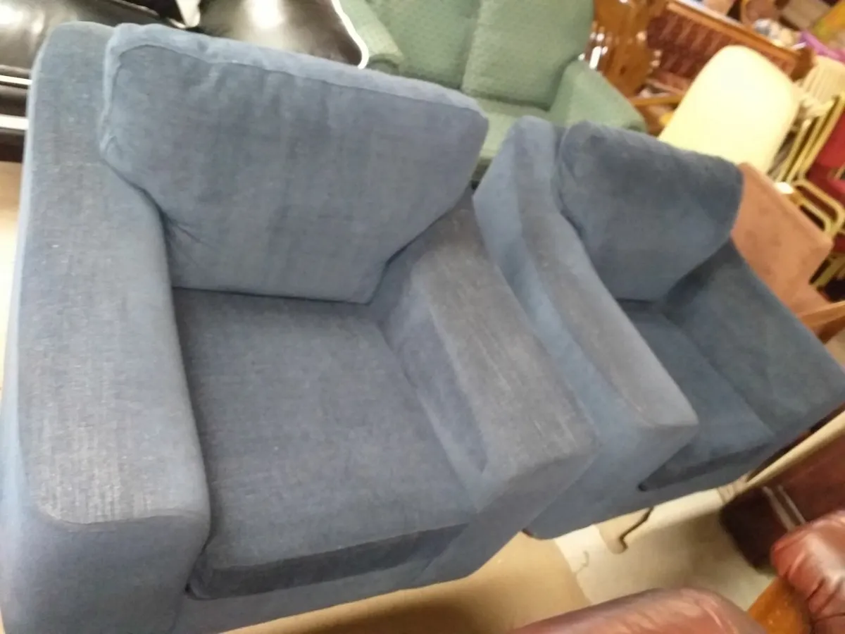 Any armchair €50 - Image 2