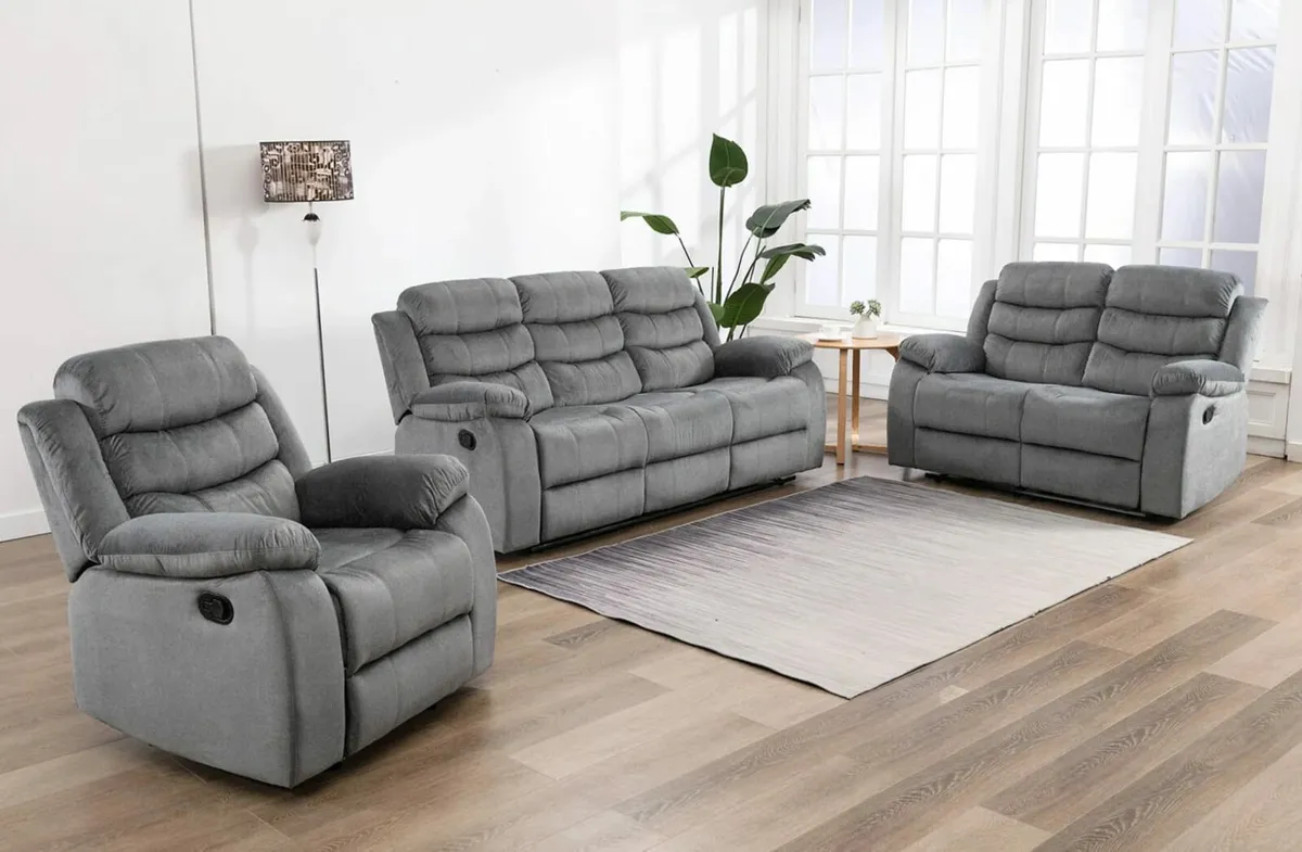Grey Fabric Recliner Sofa – 3 Seater – Stylish - Image 4