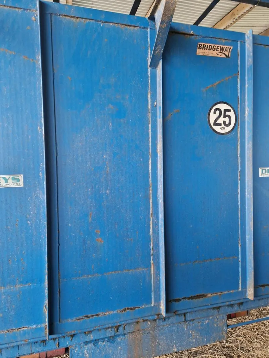 Cattle trailer - Image 2