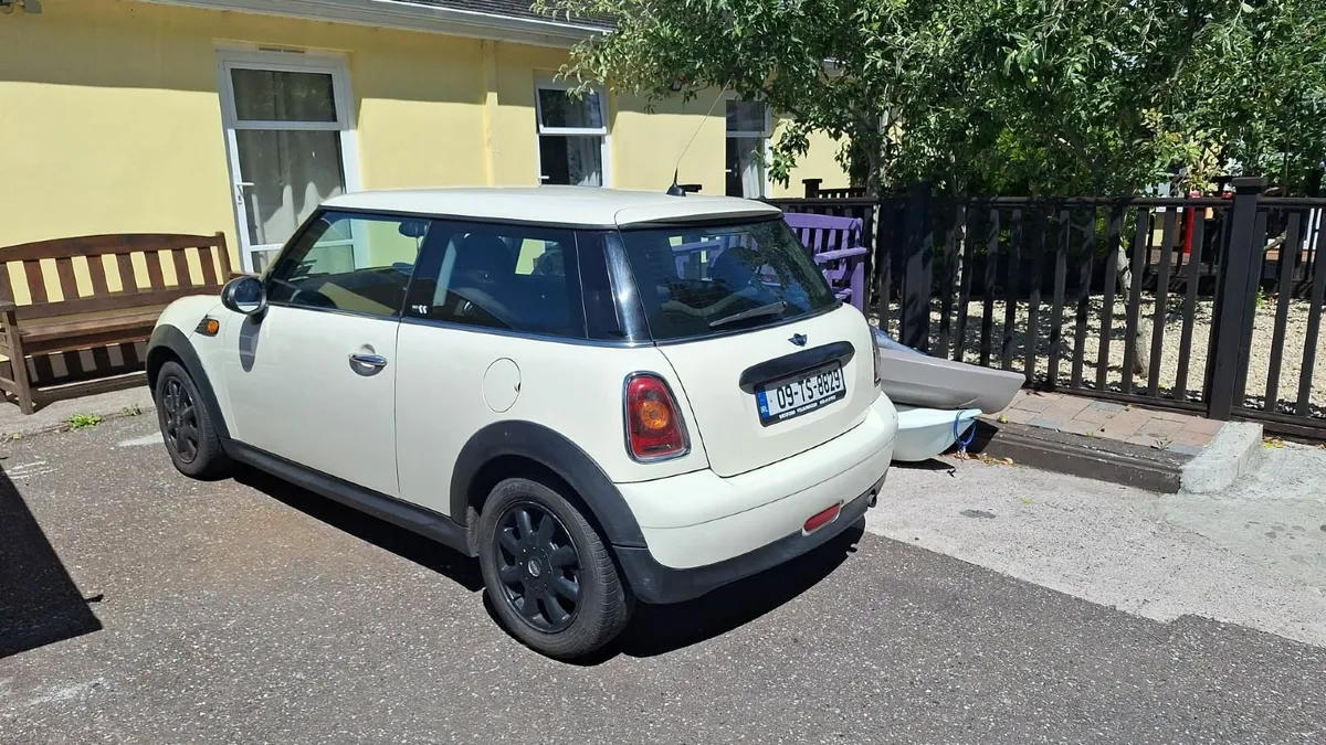 Mini First 2009 - Image 3