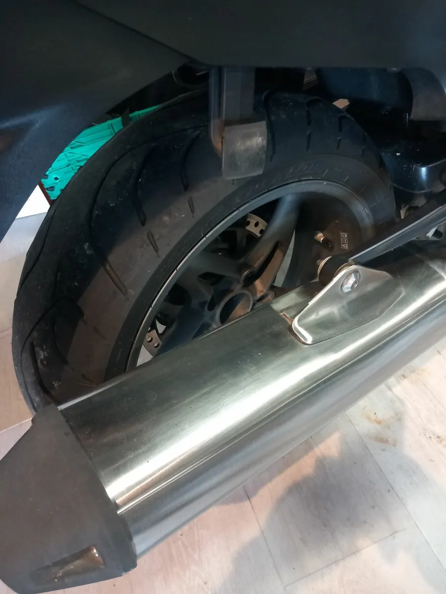 Triumph Trophy SE 2015 SPOTLESS LOW MILAGE - Image 4