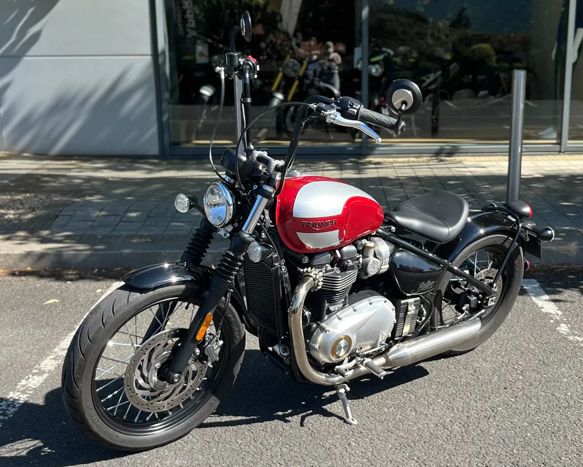 TRIUMPH BONNEVILLE BOBBER - Image 3