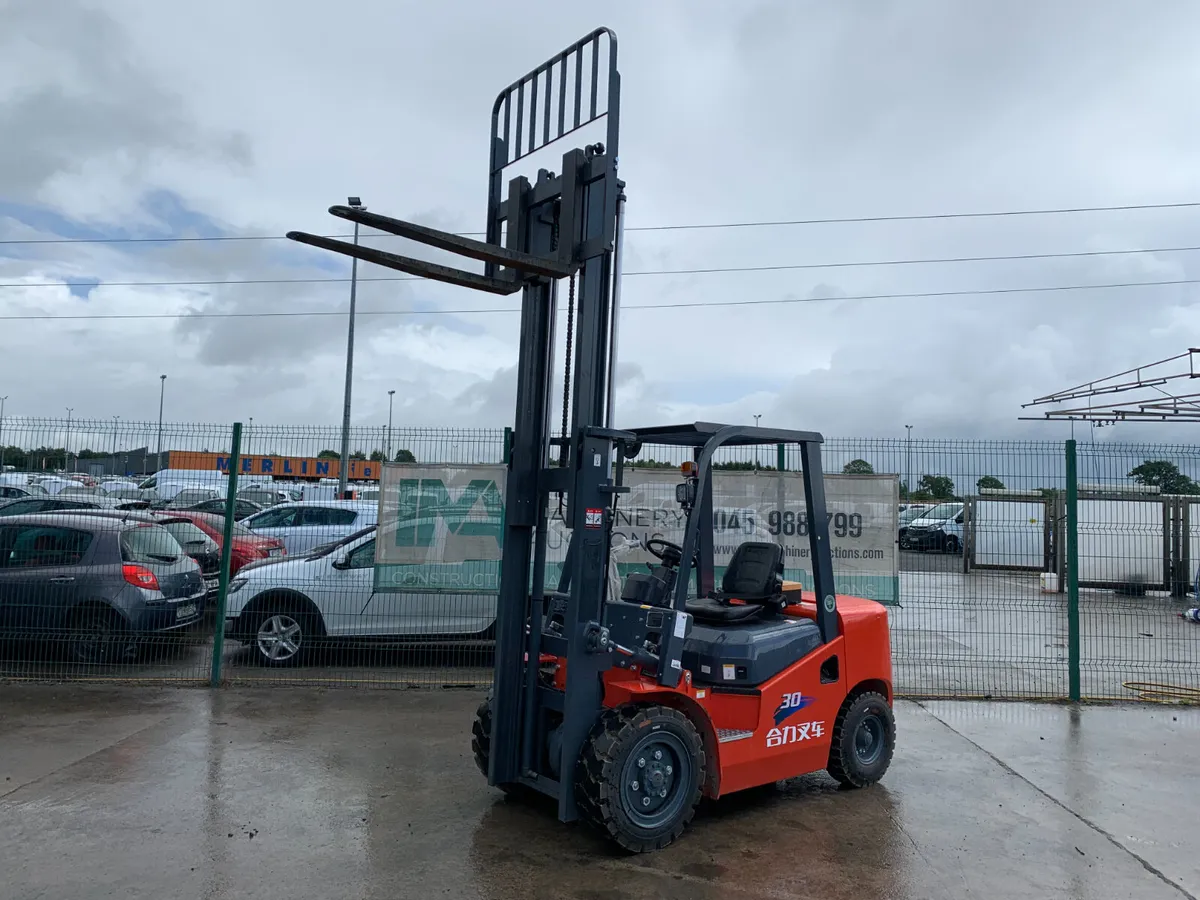 2025 HELI CPC30 3T DIESLE FORKLIFT FOR AUCTION - Image 1