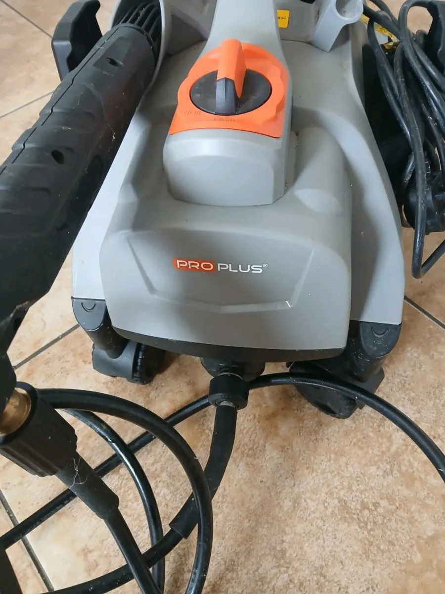 Pro Plus washer working perfect can find ahead ash - Image 1